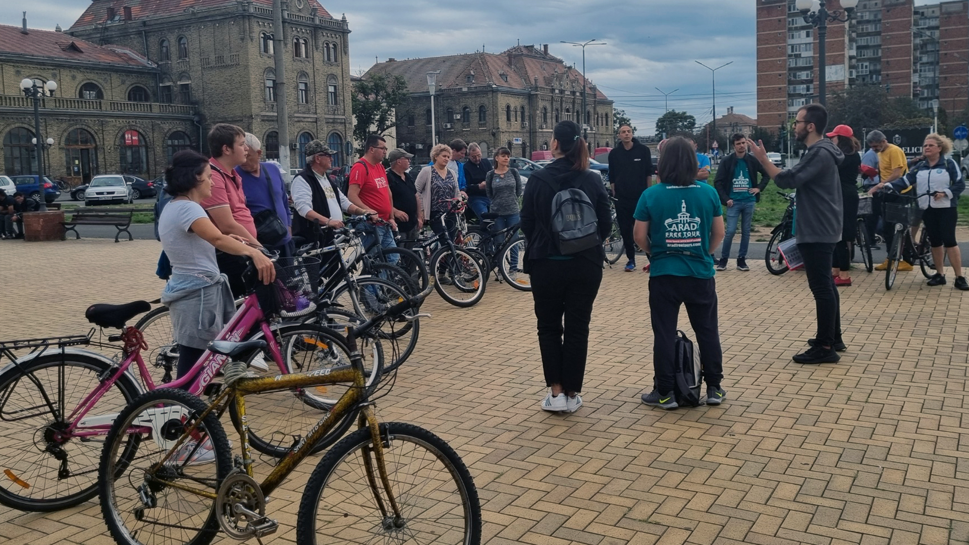 arad free tours pe biciclete